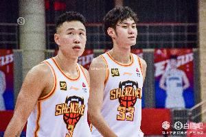 媒体人：周鹏一攻一防尽显老将价值 深圳这批人算是打出来了